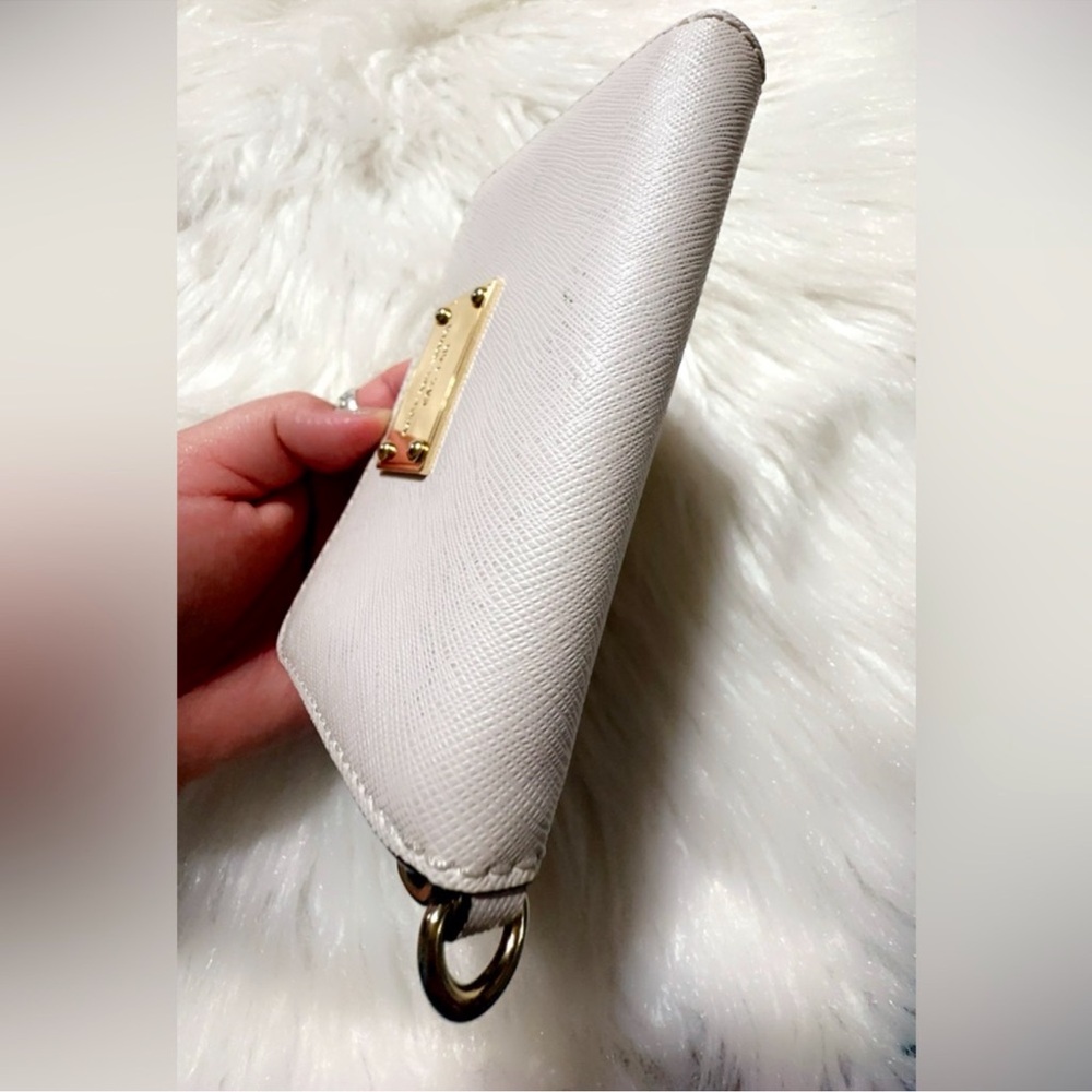 EUC Michael Kors Wallet/Wristlet 5.5” x 3.5” Super Cute - Picture 2 of 7